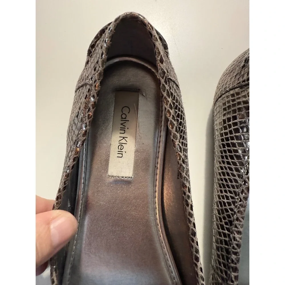 Calvin Klein Kelisa‎ Bronze Snakeskin Embossed Leather Loafers Flats E0266 7.5M